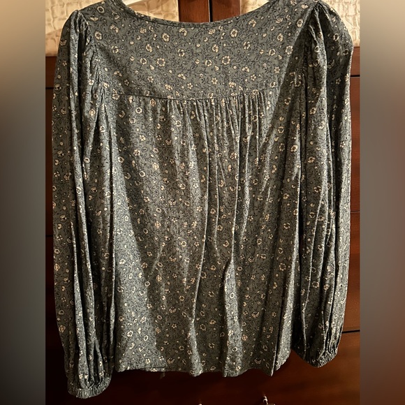 NWT womens peasant blouse by Universal Thread - Picture 4 of 5